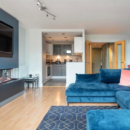 Excel, O2, Canary Wharf, London City Airport - Free Parking Exterior foto